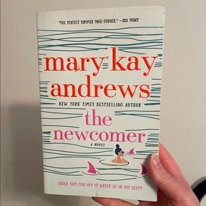 'The Newcomer' Novel - White and Pink Cover